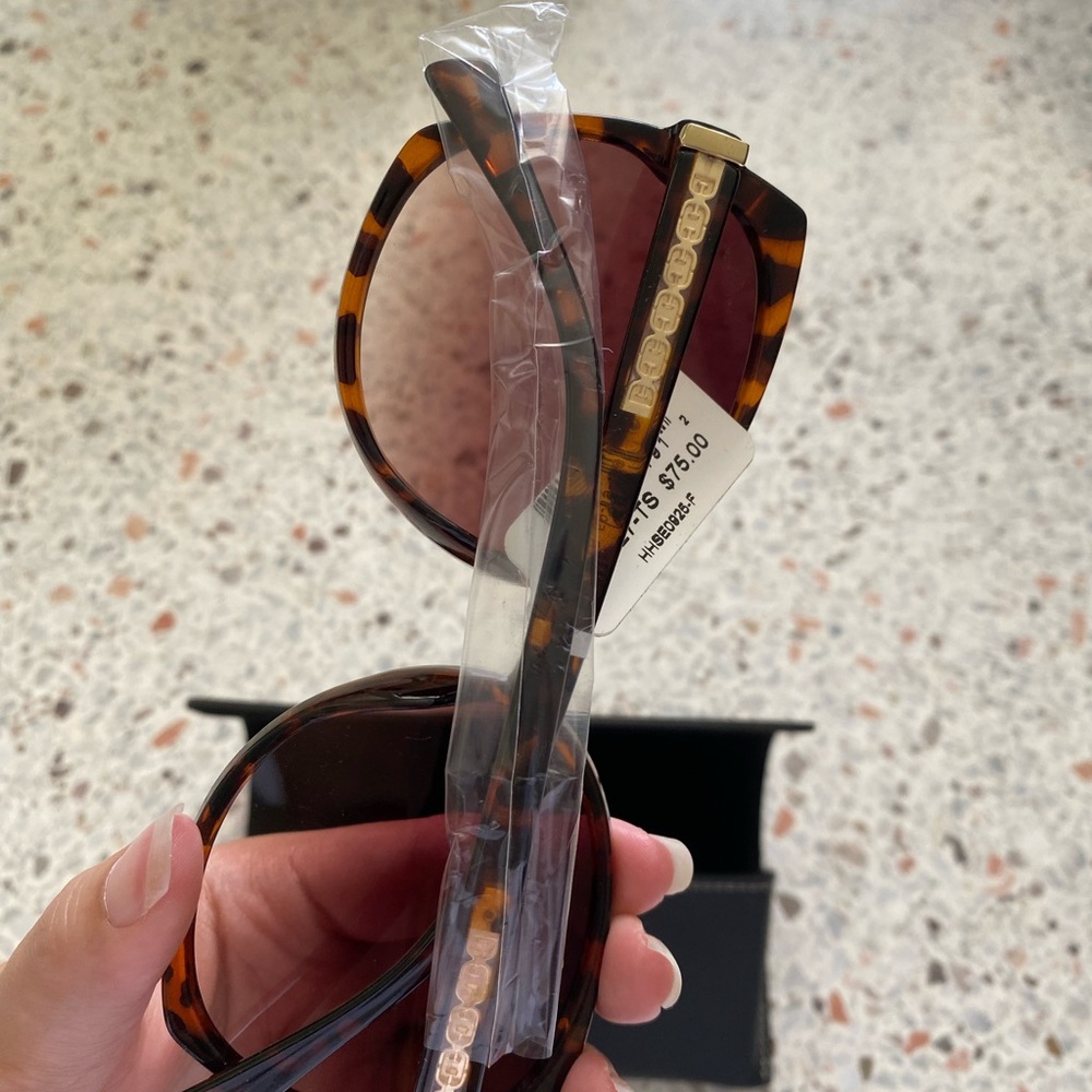 Sam Edelman Sunglasses - Picture 3 of 5